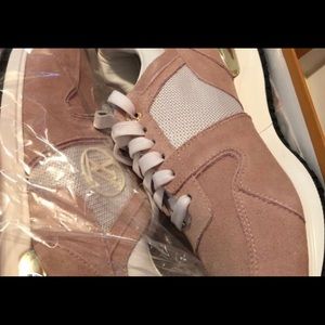 LV Sneakers